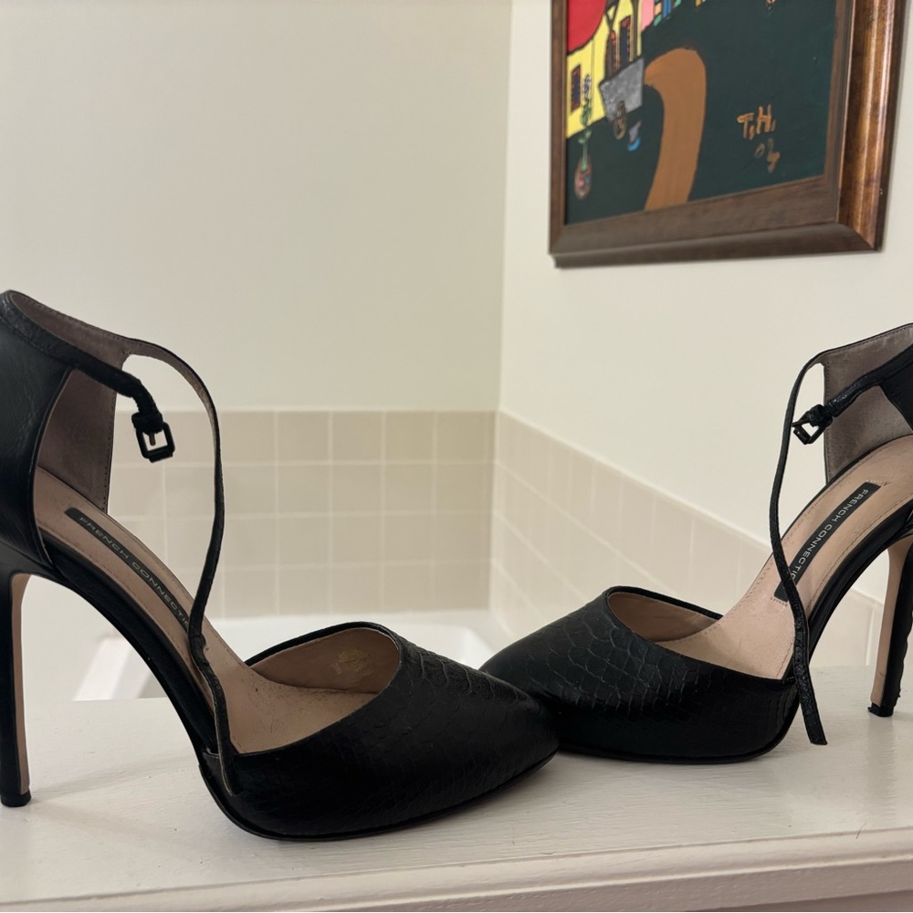 French Connection 4.5 inch heel & .5 inch hidden platform